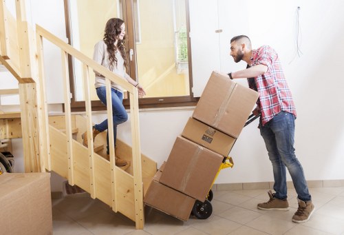 Flexible short-term storage in Arkley for home renovations and moves